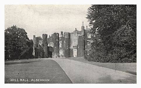 aldenham-wall-hall-downer