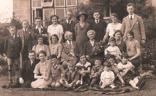 James T Newman, photographer, Golden Wedding at Cornerfield, Berkhamsted, Hertfordshire