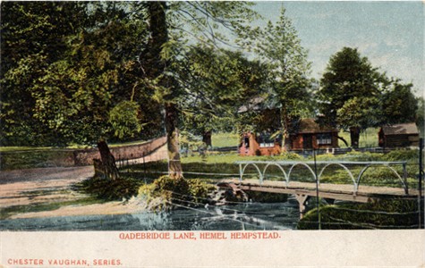 hemel-gadebridge-lane-footbridge