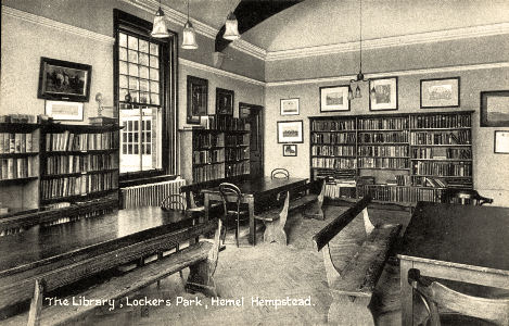 hemel-lockers-park-library