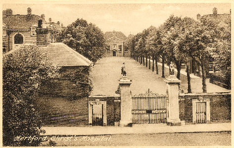 hertford-christs-hosp-gates-frith