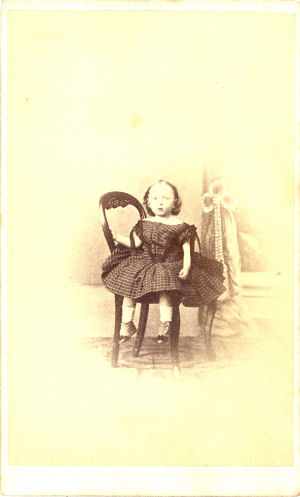 carte de visite of young girl by Garrood of Hertford