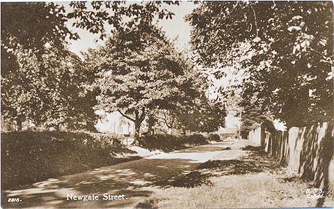 Title: Newgate Street - Publisher: B & S, Enfield - Date: ? 1920s ?