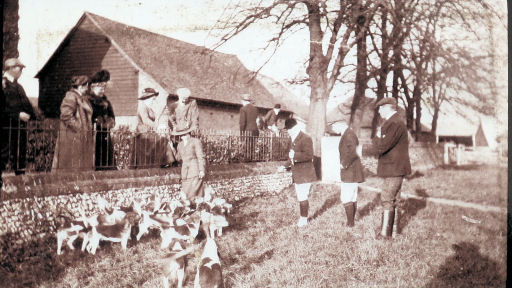 Hunt at Heath Farm, Bernards Heath, St Albans, probably 1911