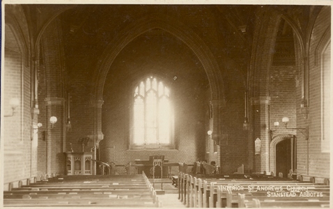 stanstead-abbotts-st-andrews-interior