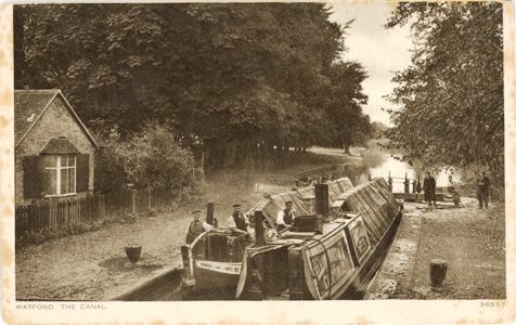 watford-cassio-canal-lock-02